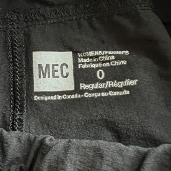 Mountain Equipment Co-op MEC Wanderwall Pants/Joggers (0, Women, Black, NWOT) - Picture 3 of 3